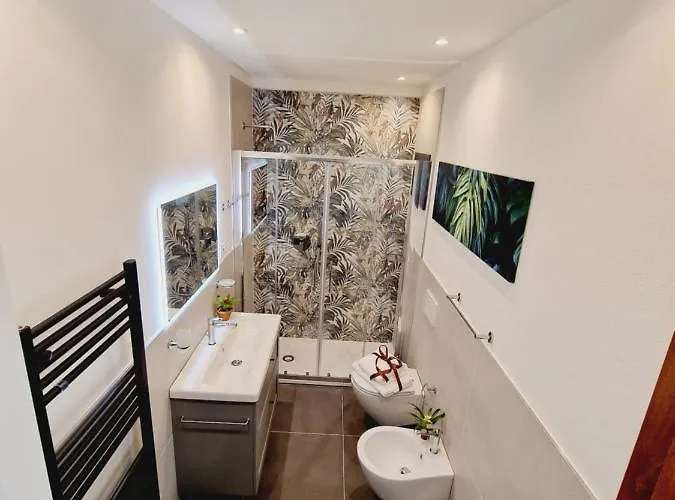 Monna Dina In Appartamento Firenze