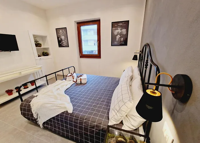 Monna Dina In Appartamento