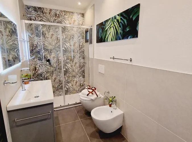 Monna Dina In Appartamento *